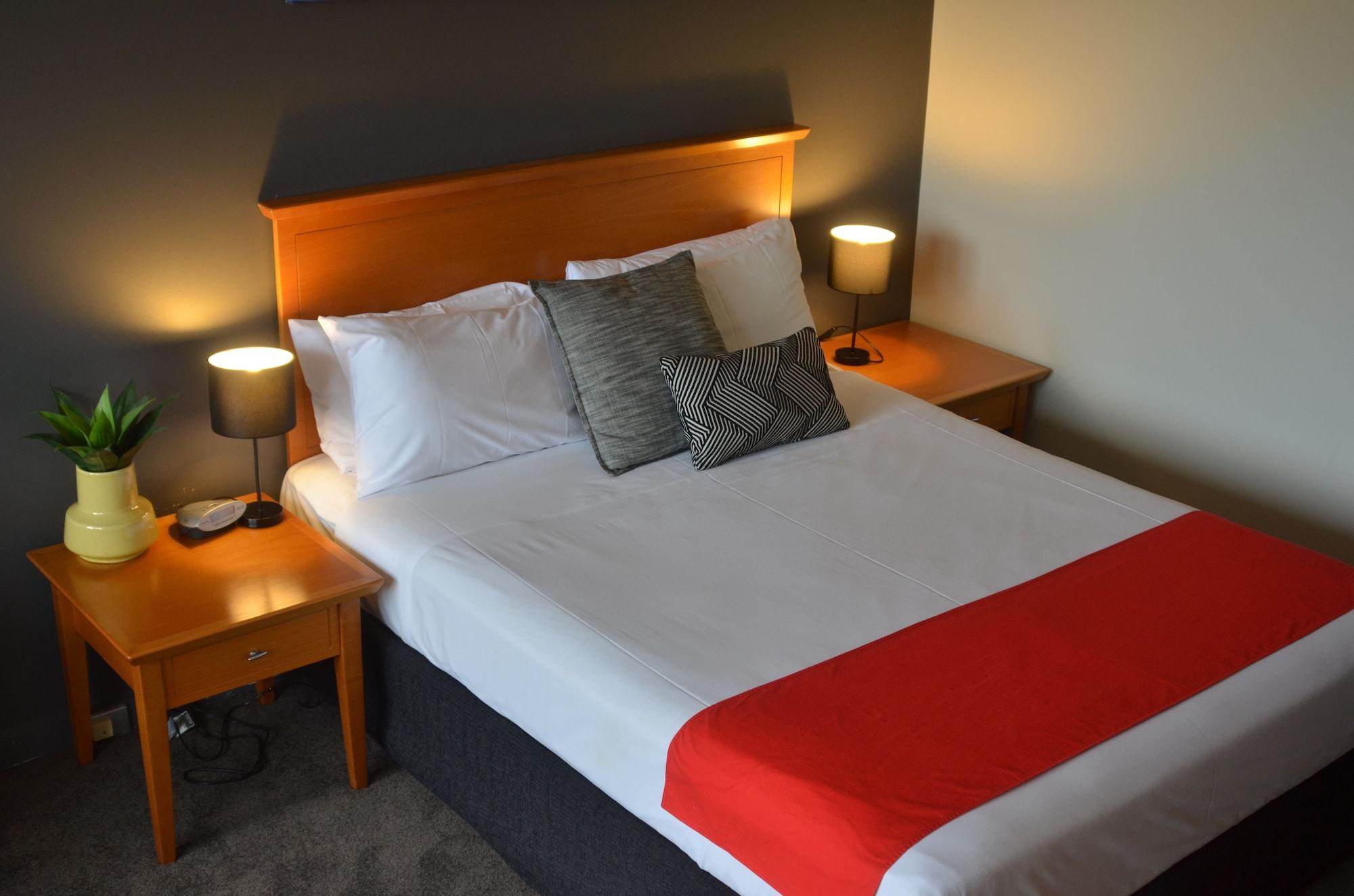Frontier Hotel Даруин Екстериор снимка