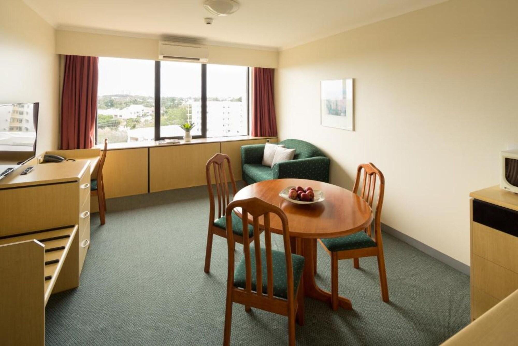 Frontier Hotel Даруин Екстериор снимка