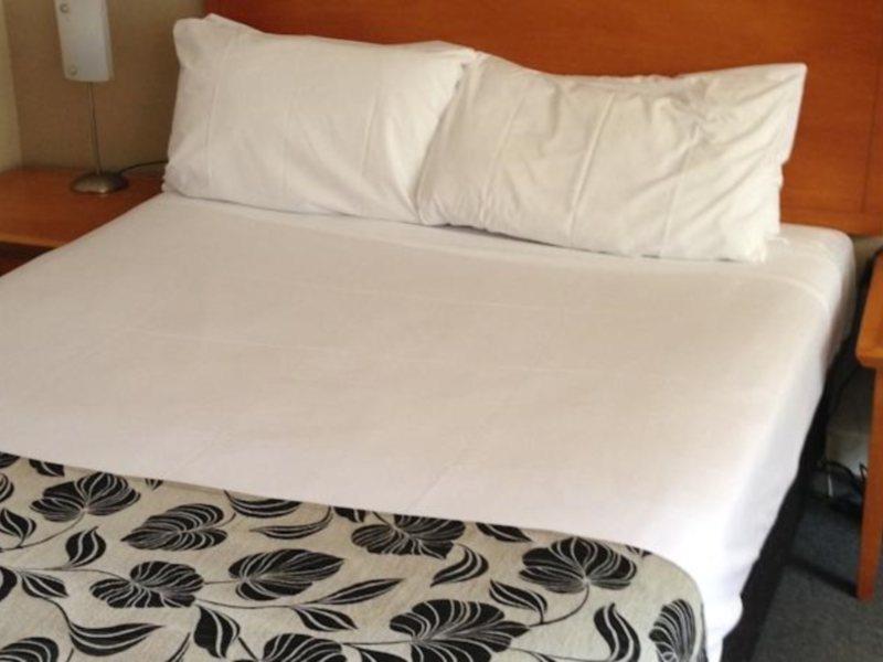 Frontier Hotel Даруин Екстериор снимка