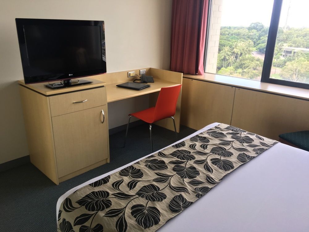 Frontier Hotel Даруин Екстериор снимка