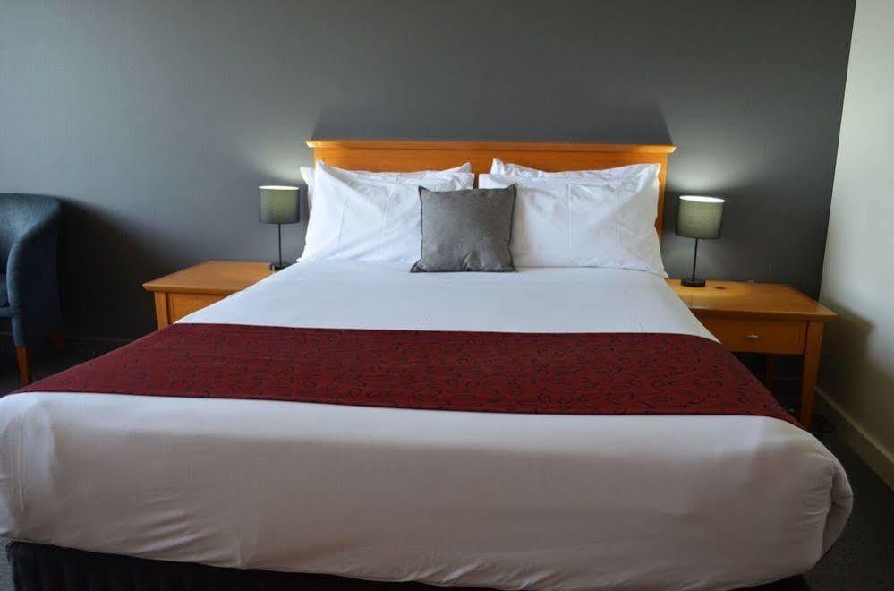 Frontier Hotel Даруин Екстериор снимка