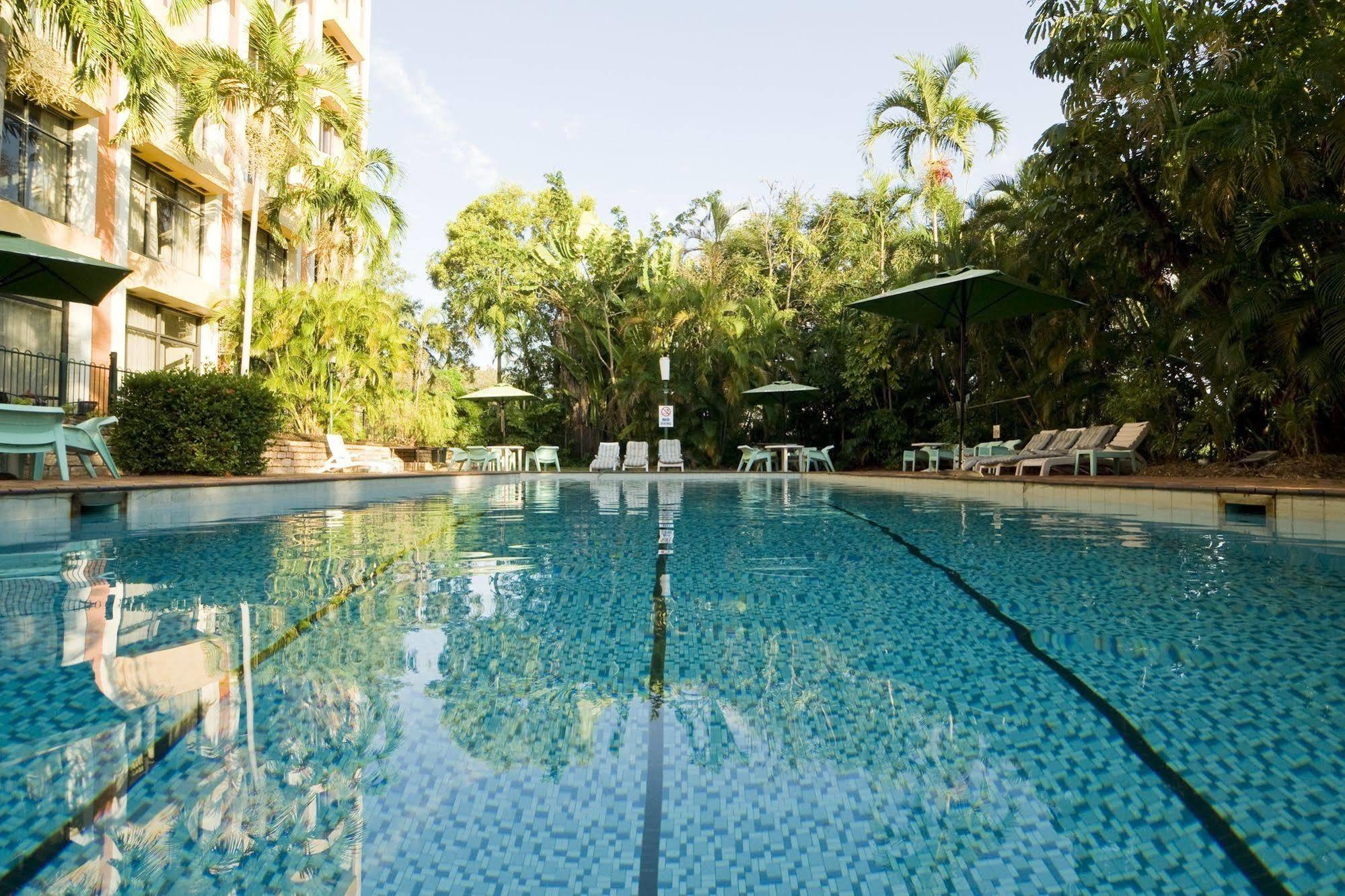 Frontier Hotel Даруин Екстериор снимка